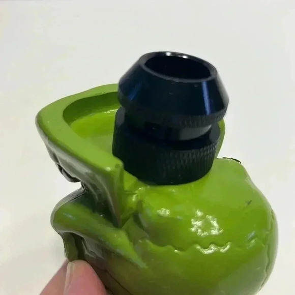 Universal green skull manual gear shifter knob - Picture 6 of 6